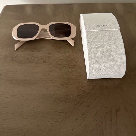 Prada Glasses - Picture 5 of 7